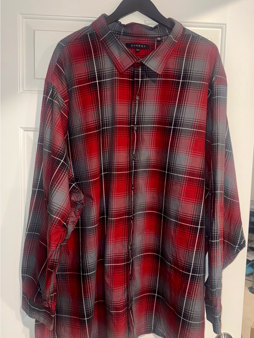 Men's Red Plaid Casual Button-Down Shirt